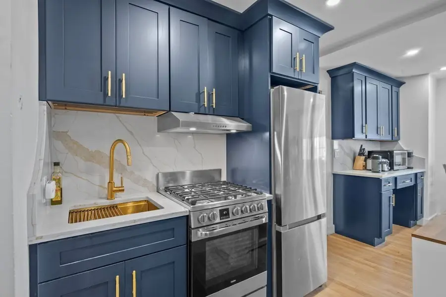 149 Derby St #A, Salem, MA 01970 - #3