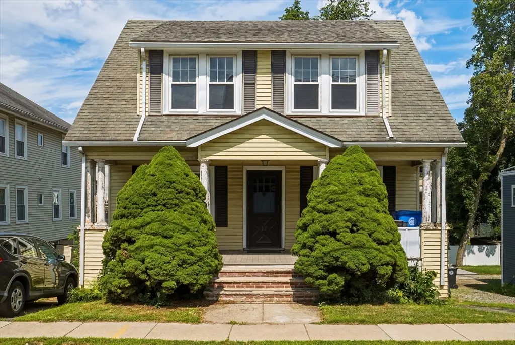 17 Harriet Ave, Belmont, MA 02478 - #1