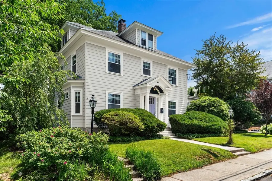 62 Parkview Ave, Lowell, MA 01852 - #2