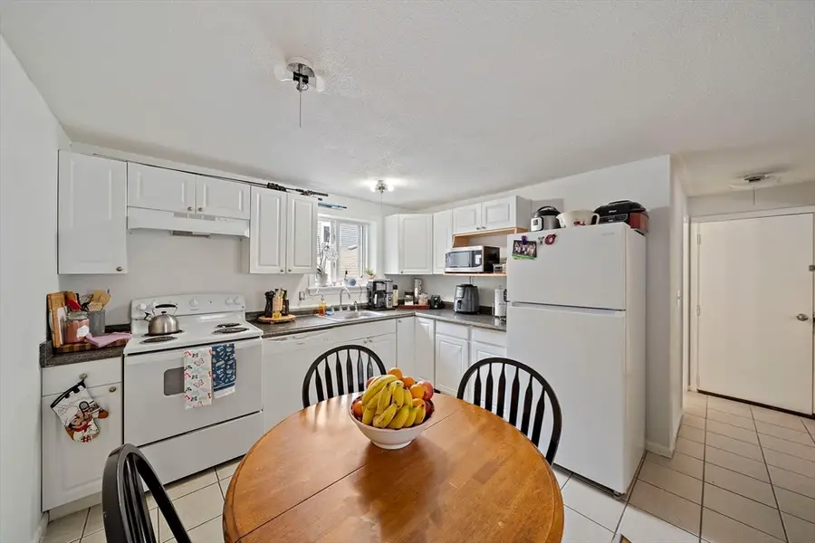8 Royal Dane Dr #65, Marshfield, MA 02050 - #3
