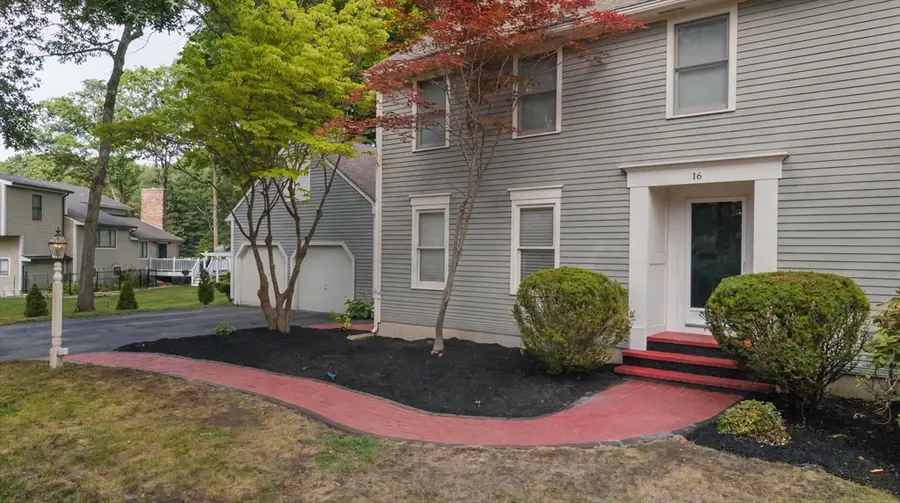 16 Dartmoor Dr, Shrewsbury, MA 01545 - #2