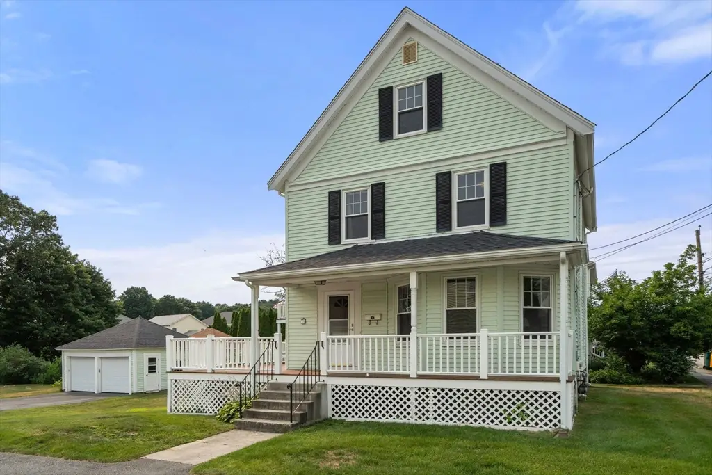 39 Phillips Ave, Norwood, MA 02062 - #1