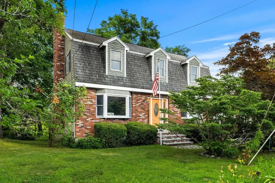 89 W Meadow Rd, Lowell, MA 01854 - #2