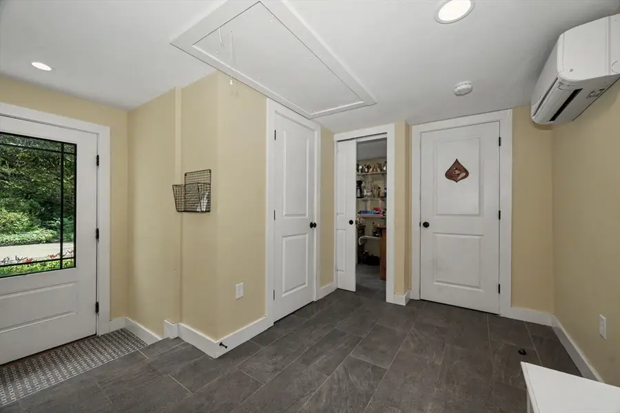 4 New St, North Reading, MA 01864 - #2