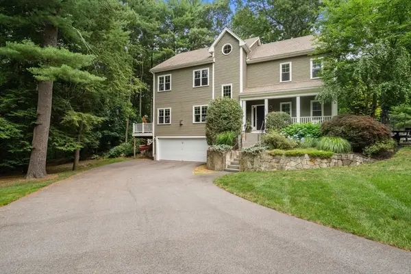 150 Dedham St, Dover, MA 02030