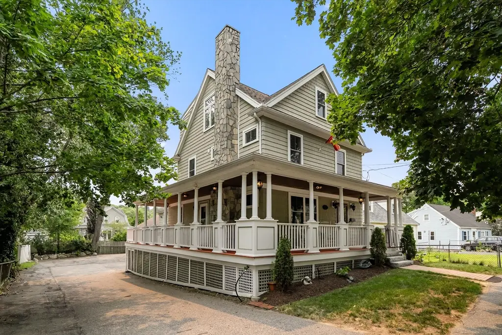 158 Lowell St, Arlington, MA 02474 - #1
