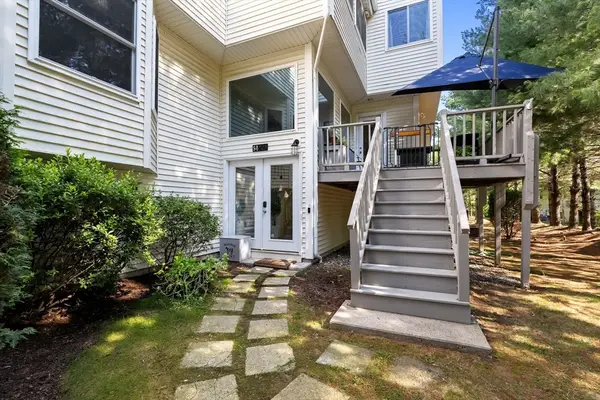 703 Old Bridge Ln #703, Bellingham, MA 02019