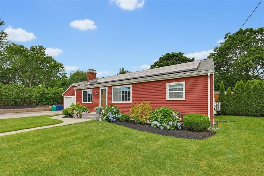 11 Vernon Pl, Seekonk, MA 02771 - #2