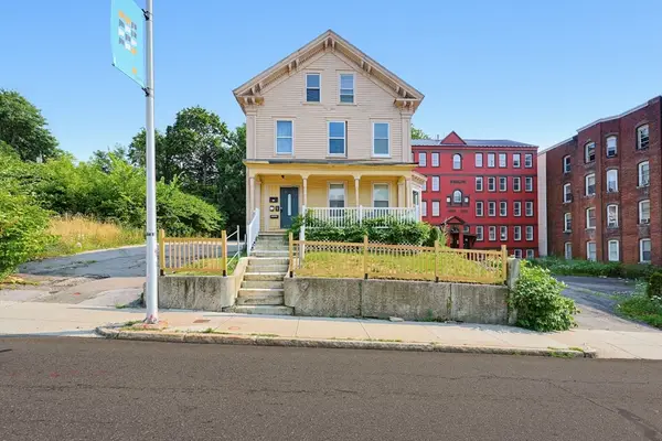 230 Pleasant St, Worcester, MA 01609