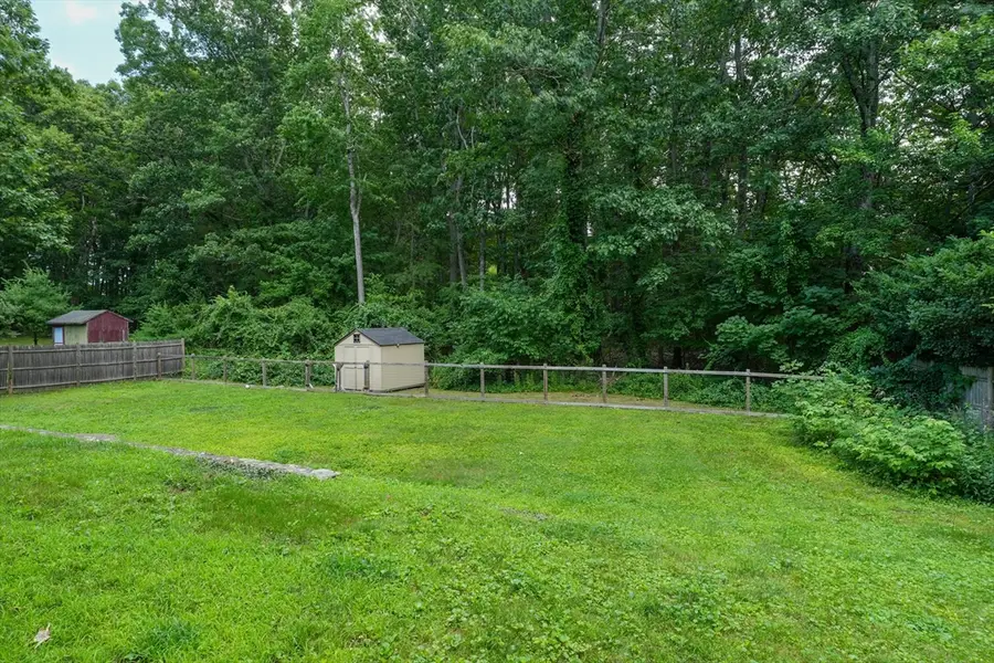 23 Laurel Dr., Hudson, MA 01749 - #2