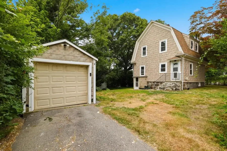34 Common St, Braintree, MA 02184 - #2