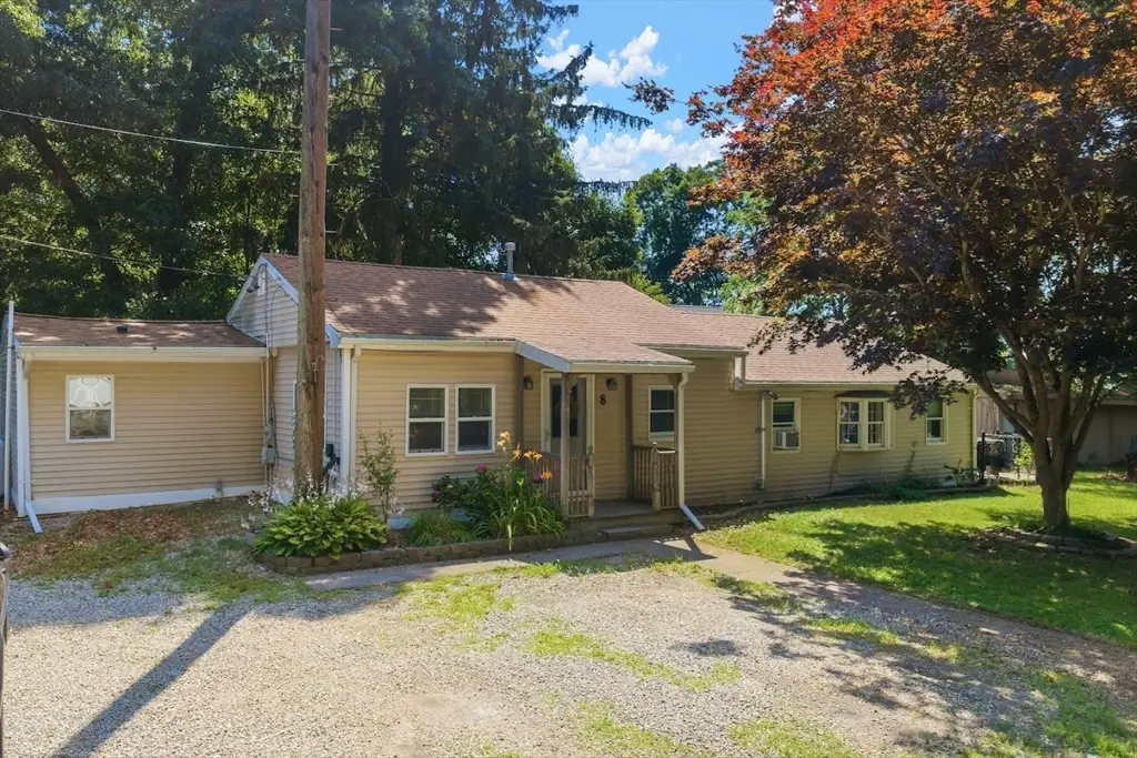 8 Martel St, Acushnet, MA 02743 - #1