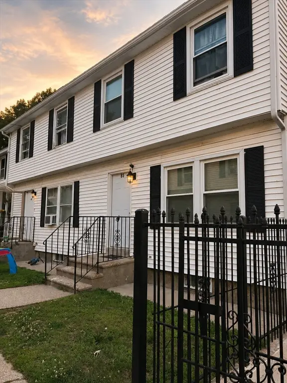 85 Beacon Ave #1, Lawrence, MA 01843