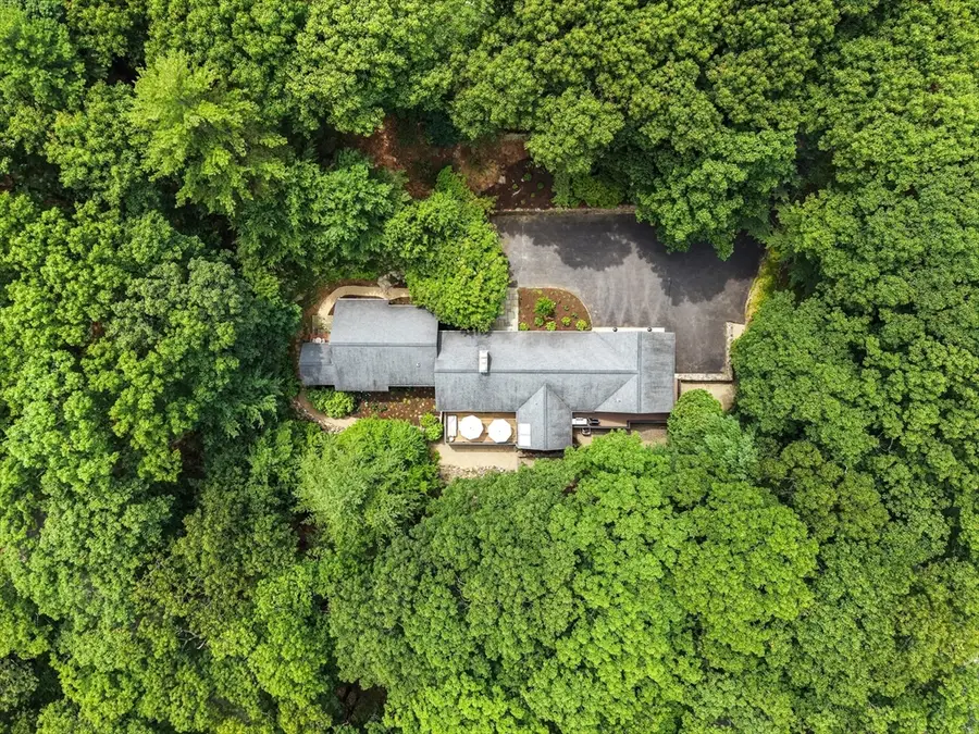 34 Hilltop Rd, Weston, MA 02493 - #2
