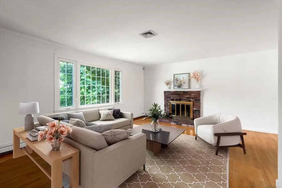 66 Indian Meadow Dr, Northborough, MA 01532 - #2