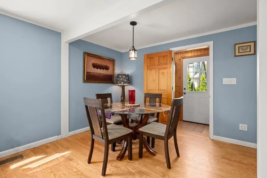 25 Ledge Street, Melrose, MA 02176 - #3