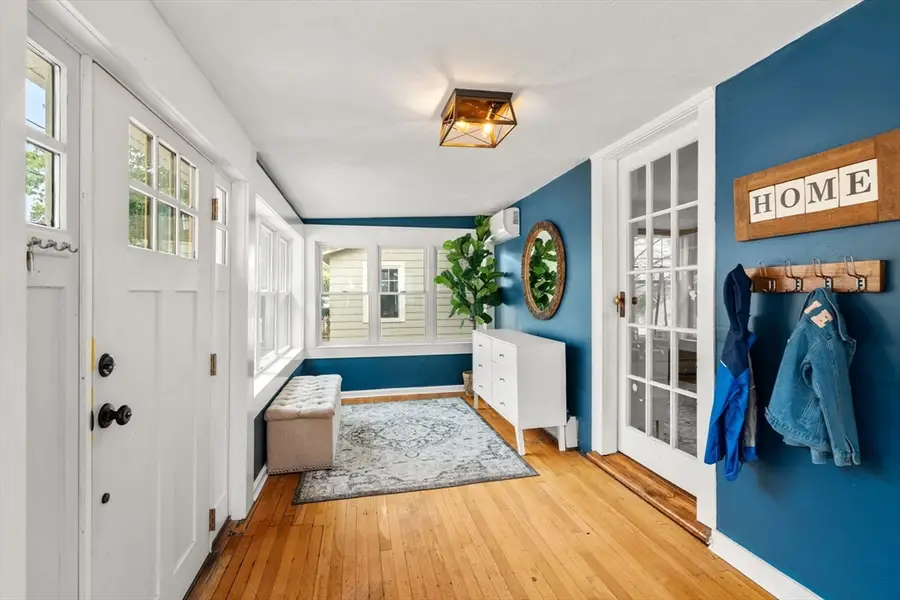 22 Bradford Rd, Milton, MA 02186 - #3