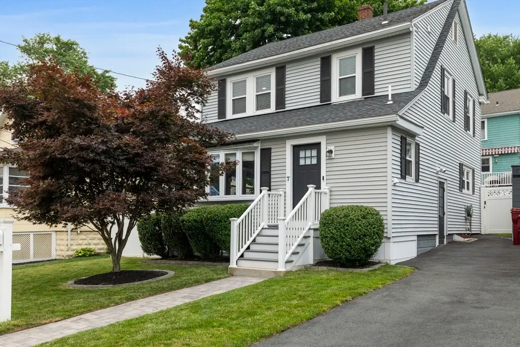 7 Harvard St, Melrose, MA 02176 - #1