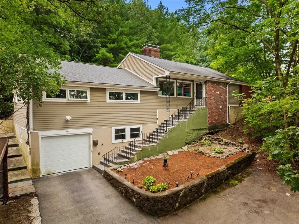 10 Rafferty Rd, Stoneham, MA 02180 - #1