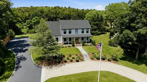 635 Santuit-newtown Rd, Barnstable, MA 02648