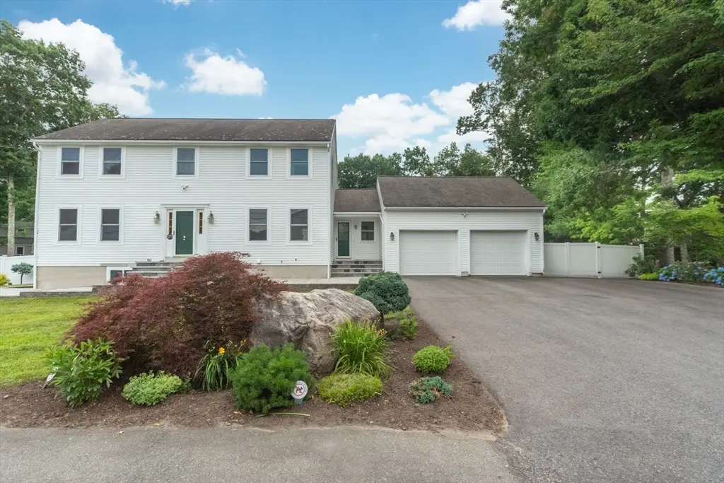 65 Tiffany Dr, Randolph, MA 02368 - #1
