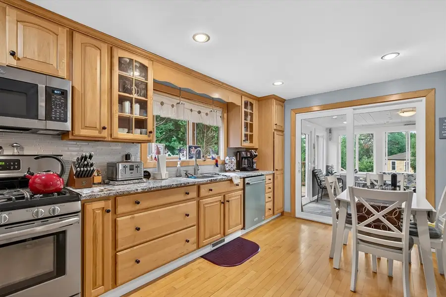 12 Clearwater Dr, Plymouth, MA 02360 - #3