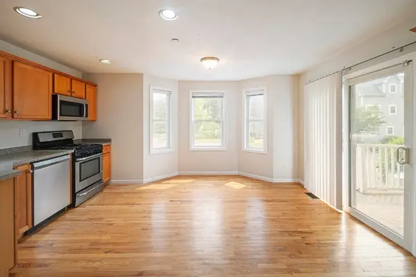 17 Business Ter #17, Boston, MA 02136