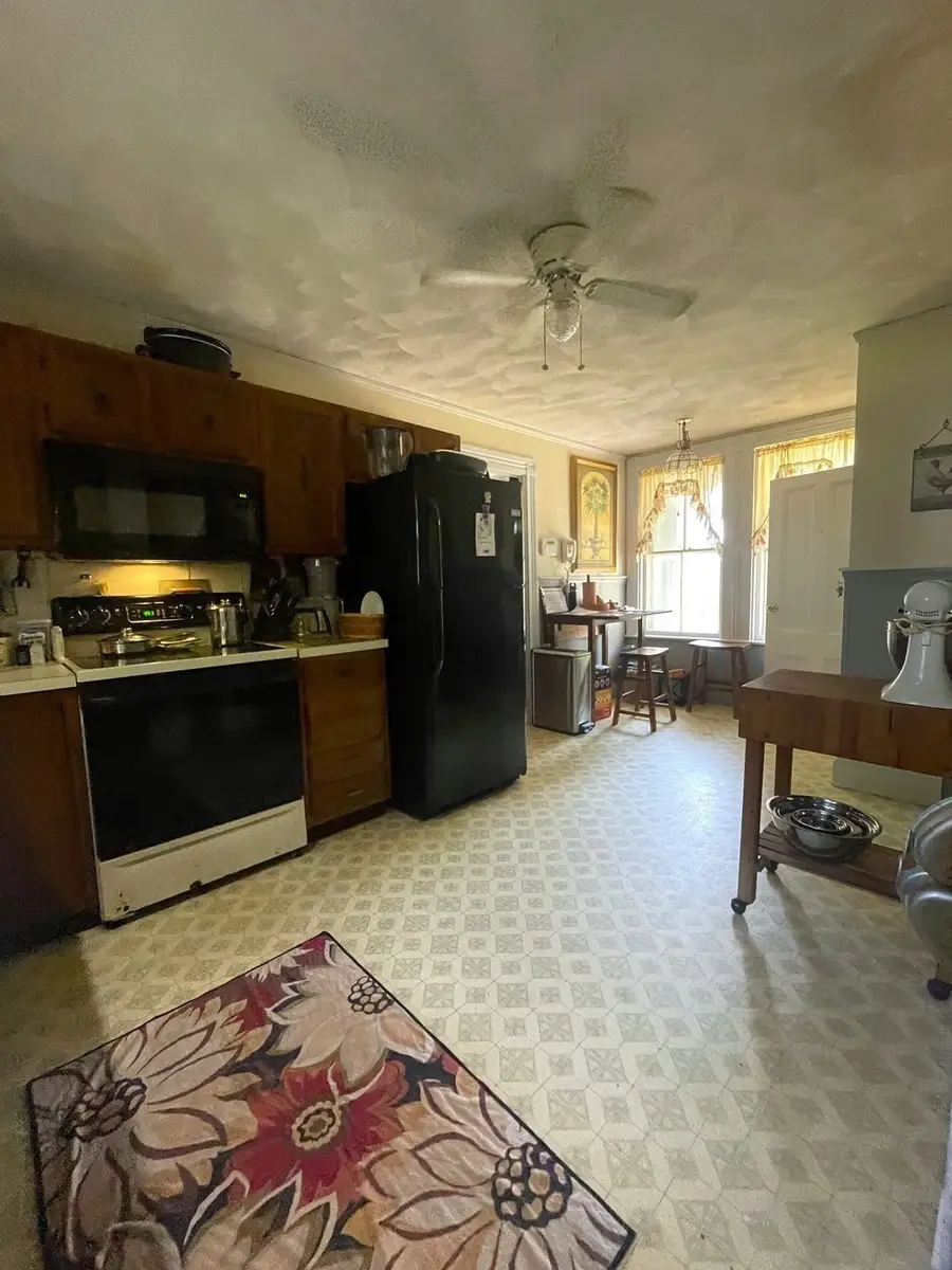 38 Purchase St, Milford, MA 01757 - #3