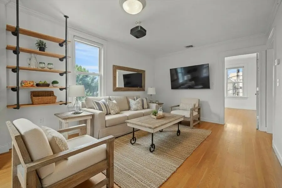 86 Mount Vernon St #2, Somerville, MA 02145 - #3