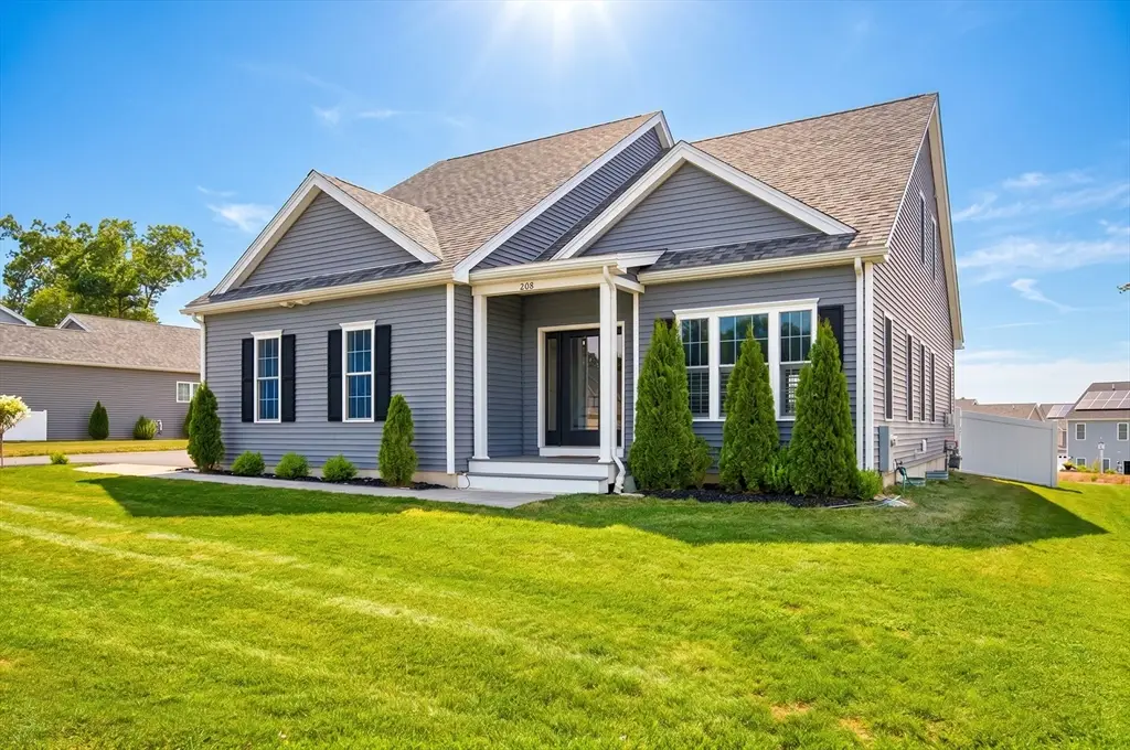 208 Crownshield Ave #208, Uxbridge, MA 01569 - #1