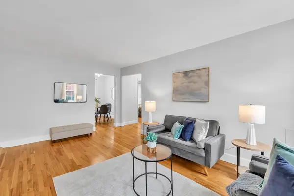 21 Englewood Ave #2, Brookline, MA 02445