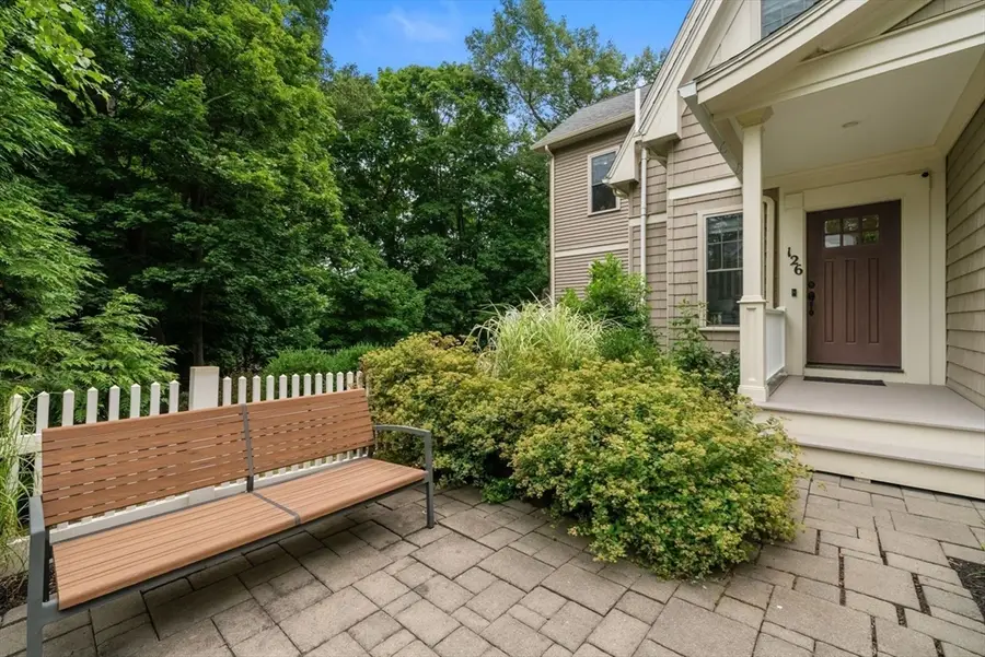 126 Walnut St #126, Wellesley, MA 02481 - #2