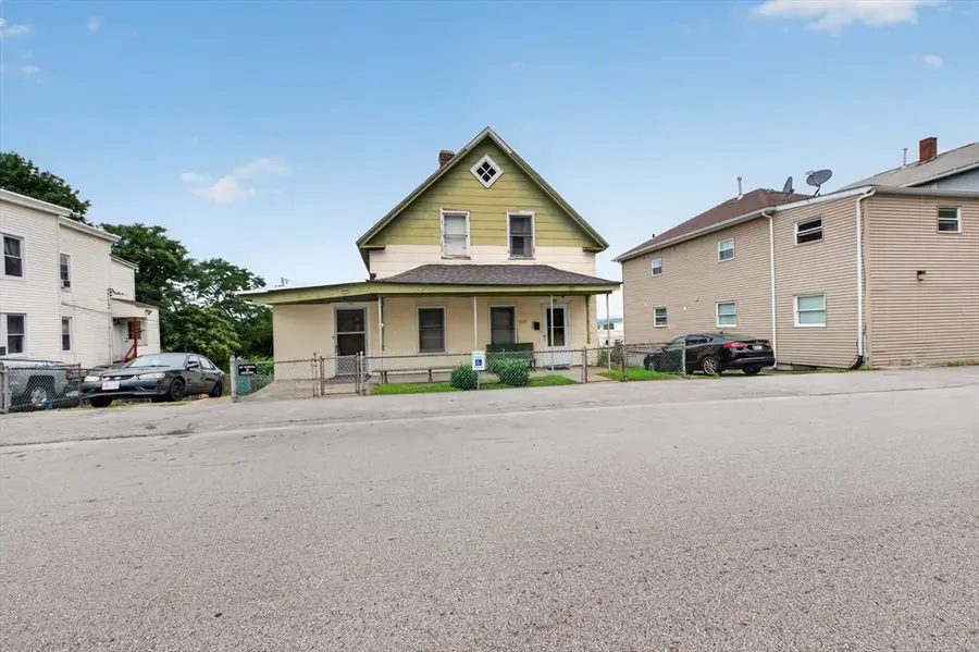 59 Orient St, Worcester, MA 01604 - #2