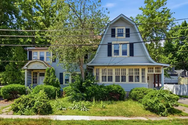 2-2A Newell Rd, Wakefield, MA 01880