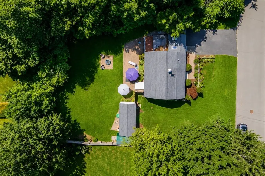 39 Harkins St, Clinton, MA 01510 - #3