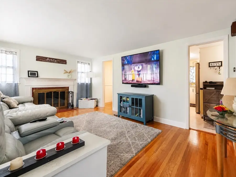 83 Harman Avenue, Seekonk, MA 02771 - #3