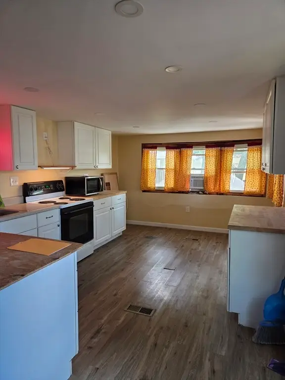 270 Littleton Road #5, Chelmsford, MA 01824 - #3