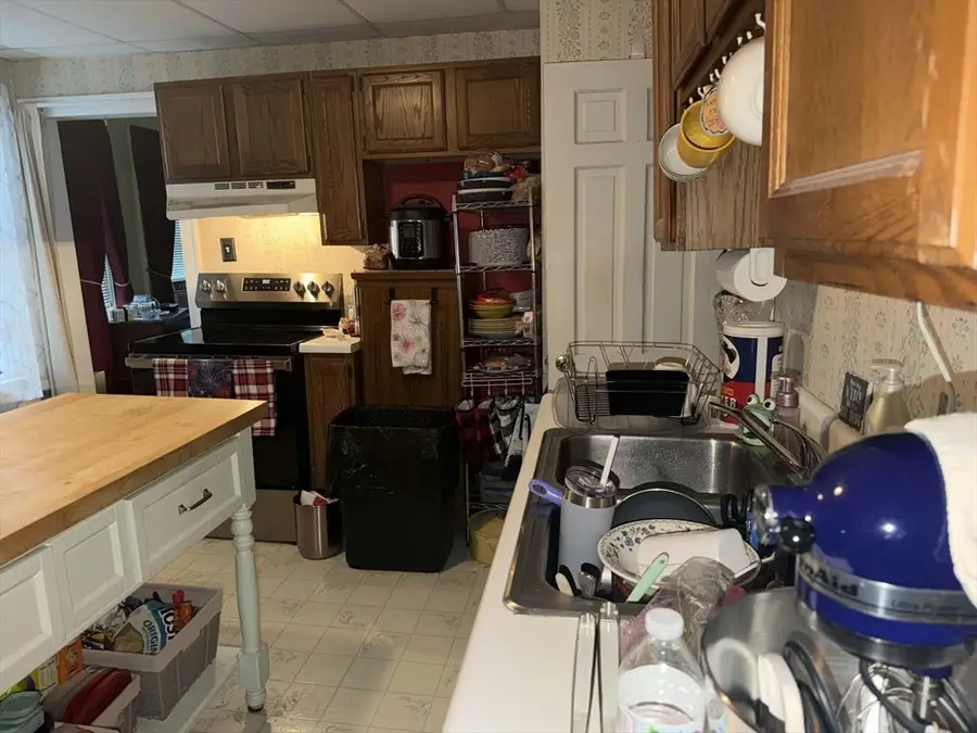 414-416 Hillside Ave, Holyoke, MA 01040 - #3