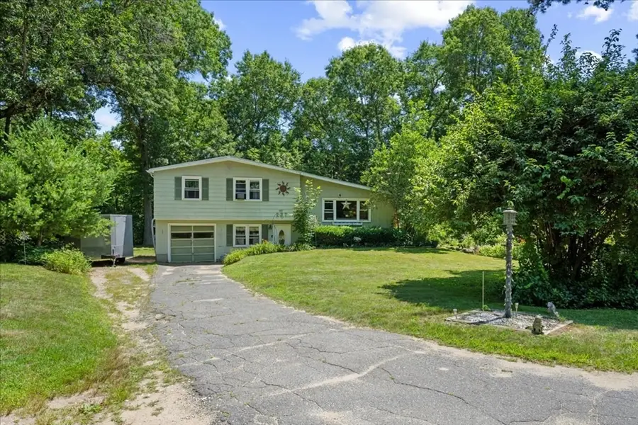 237 Boston Rd, Palmer, MA 01069 - #2