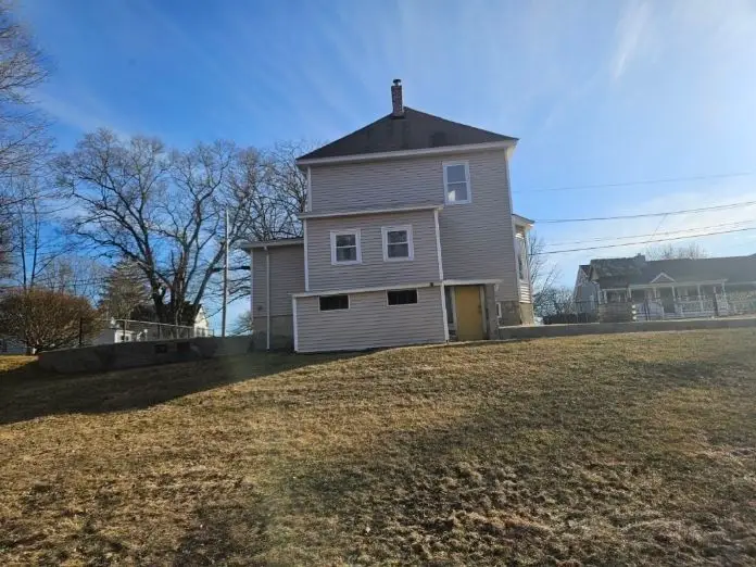 117 Bellevue Ave, Dracut, MA 01826 - #2