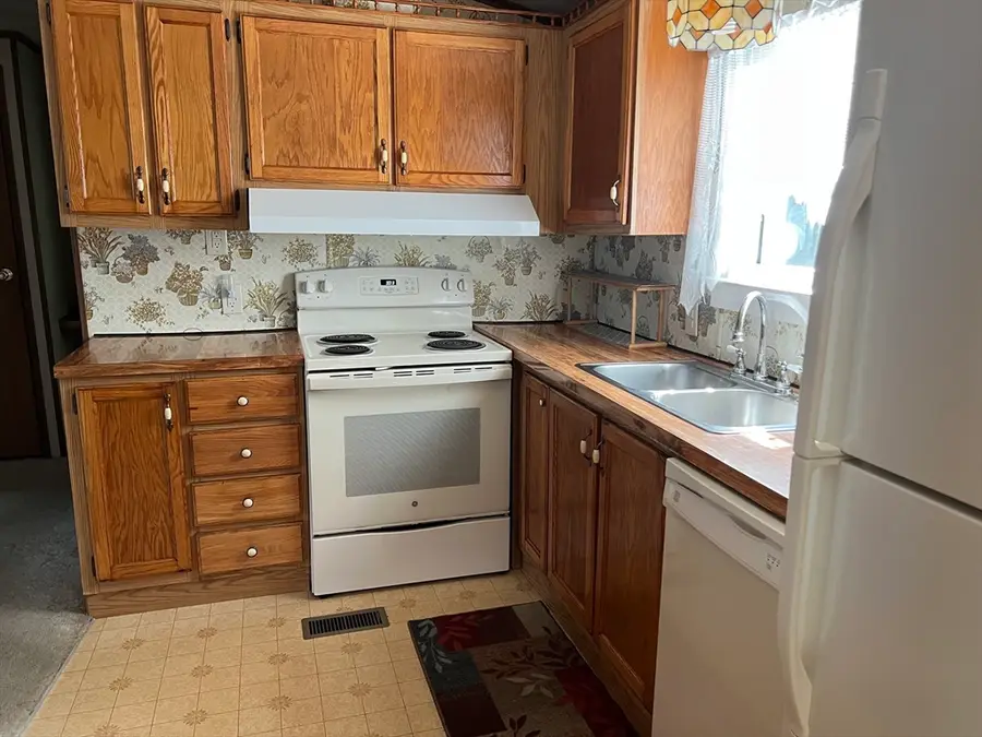 8 Jefferson Way, Carver, MA 02330 - #2