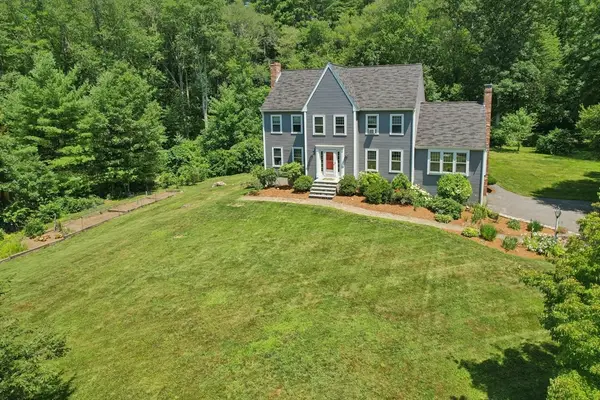 10 Sadler Road, Upton, MA 01568