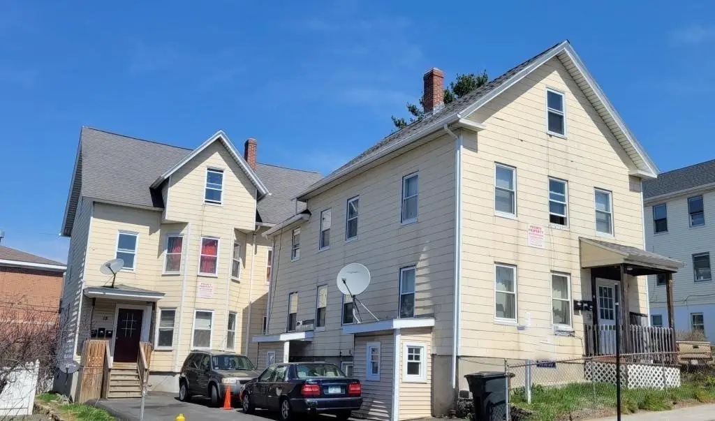 15-17 Dorchester St, Worcester, MA 01610 - #1