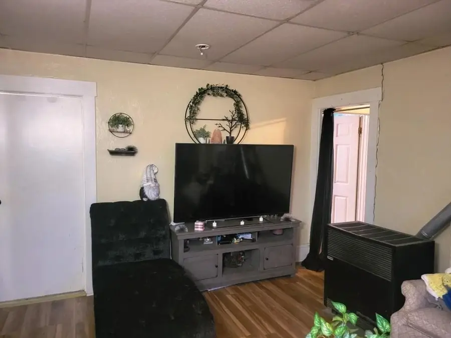 15-17 Dorchester St, Worcester, MA 01610 - #3