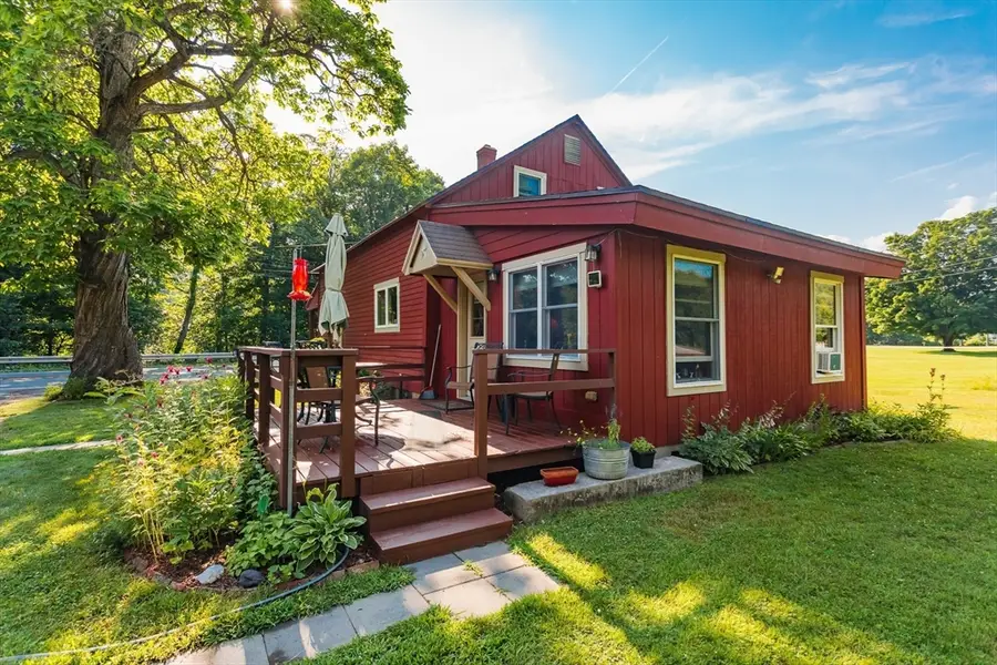 211 Main St, Shelburne, MA 01370 - #3