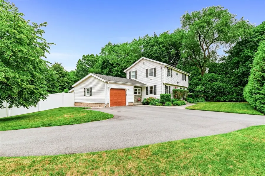 231 Haverhill St, Rowley, MA 01969 - #2