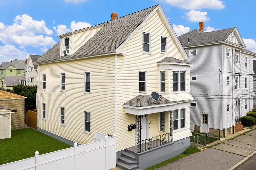 115 Thompson St, New Bedford, MA 02740 - #1