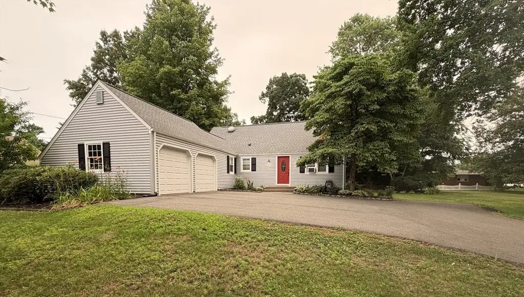 36 Ingersoll Dr, Westfield, MA 01085 - #1