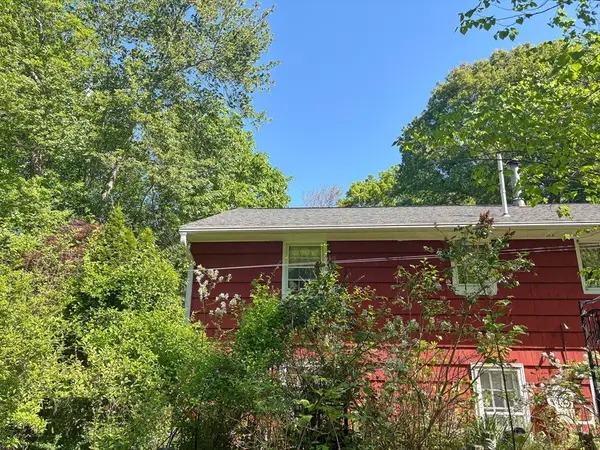 148 Summer St, Easton, MA 02334