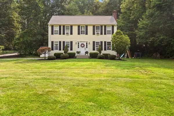 530 Chestnut Hill Road, Millville, MA 01529